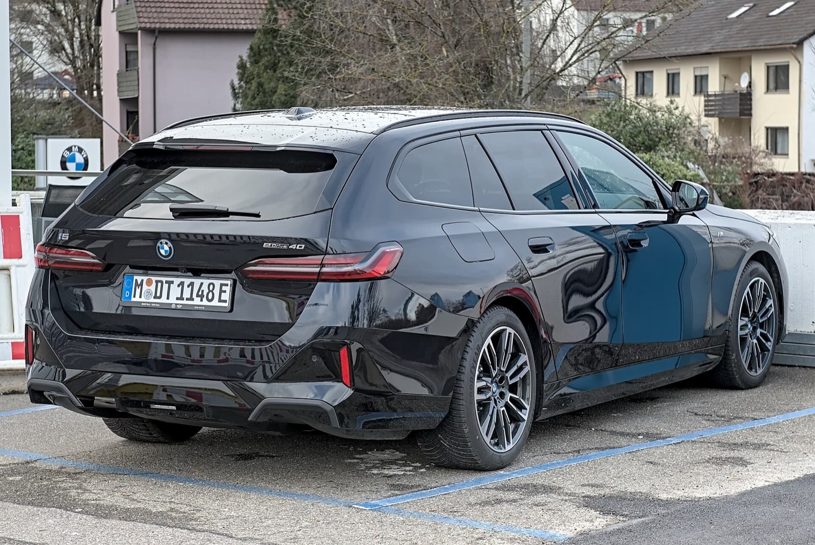 BMW i5 Touring eDrive40