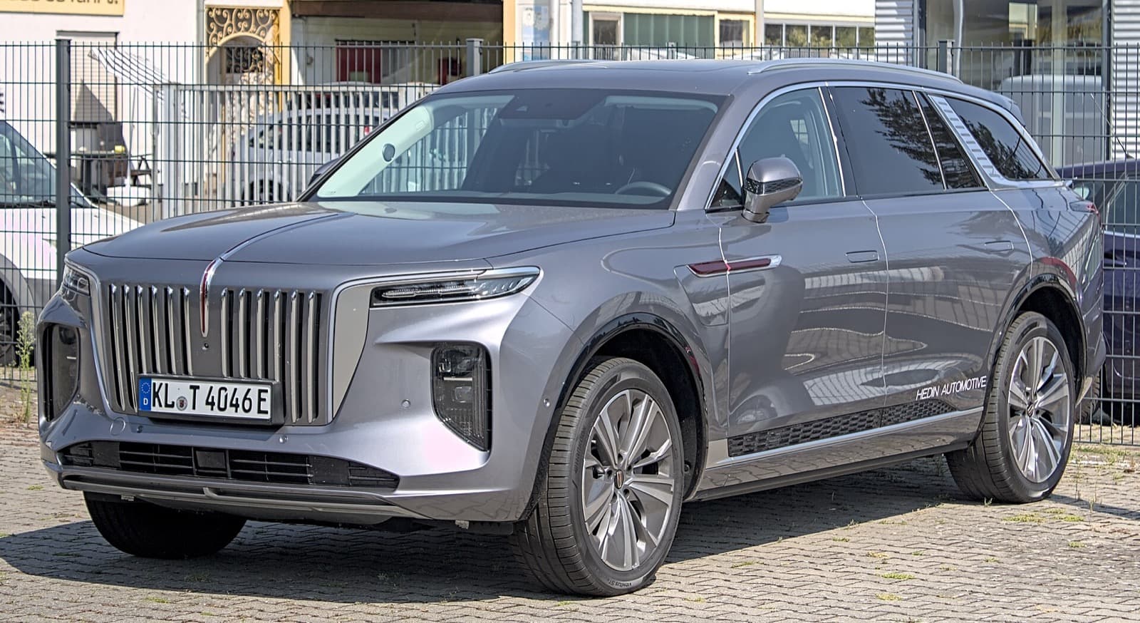 Hongqi E-HS9 President Long Range