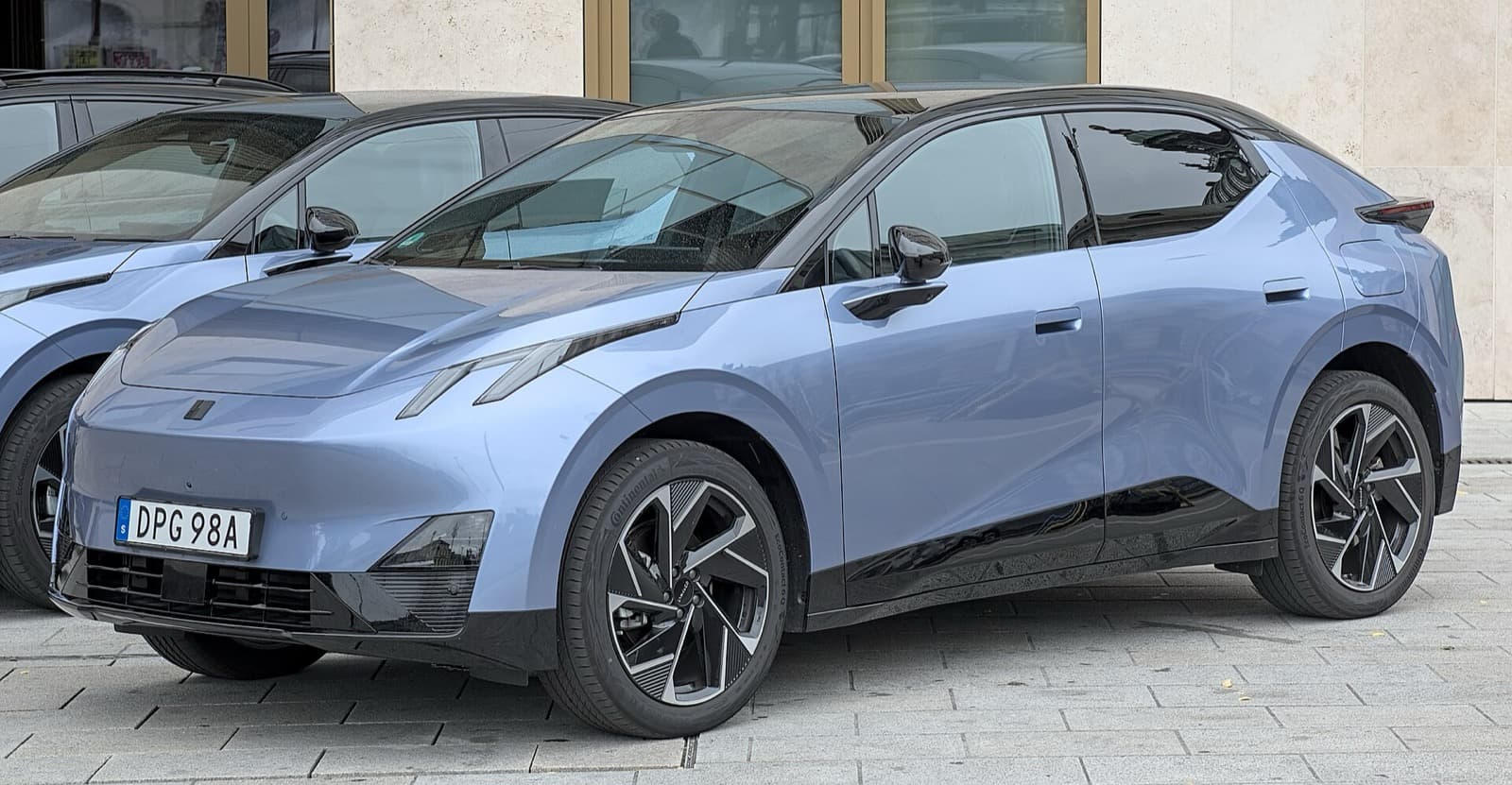Lynk & Co 02 Core