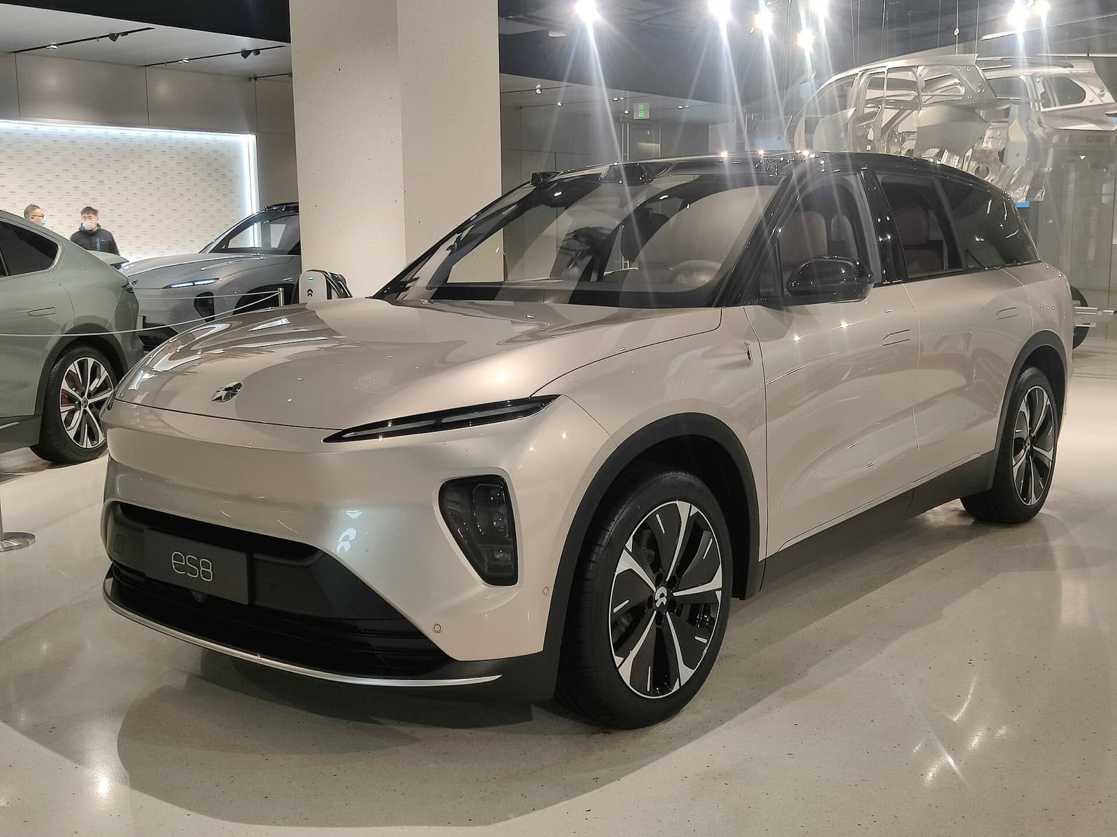 NIO EL8 Long Range