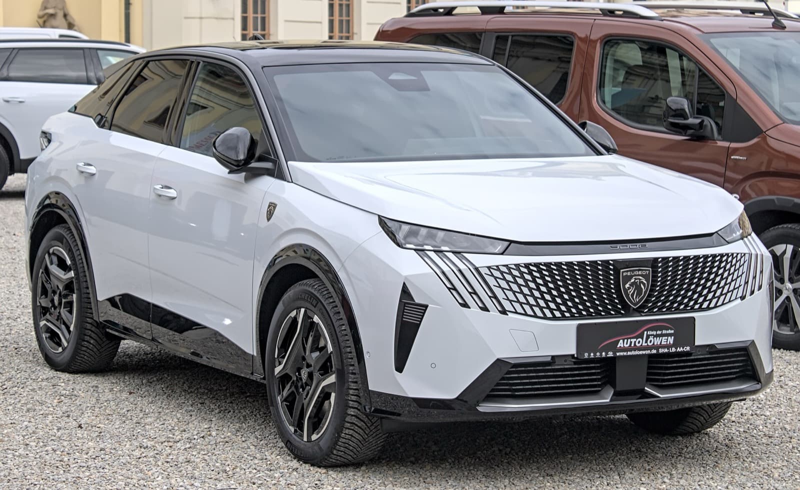 Peugeot E-3008 230 Long Range