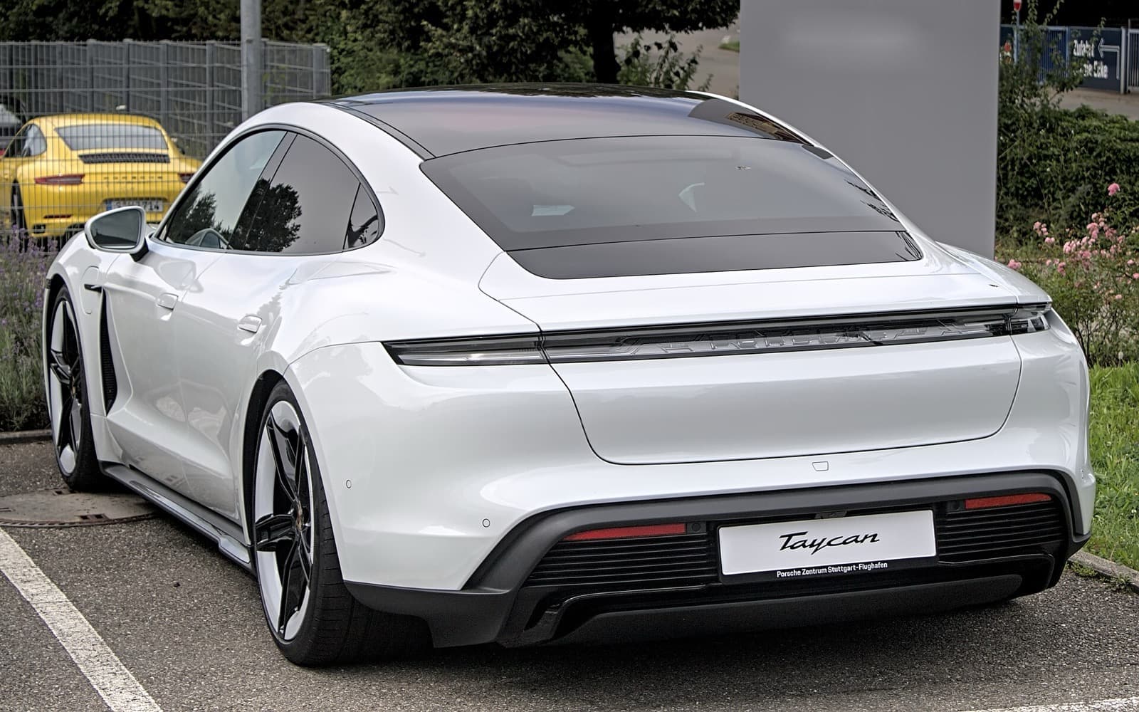 Porsche Taycan Taycan