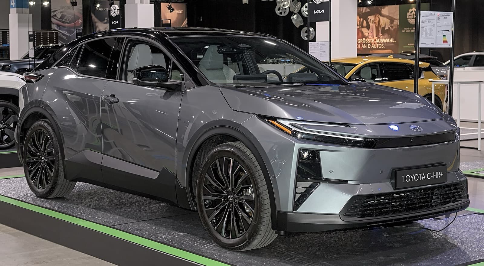 Toyota C-HR+ 77 kWh 2WD Business